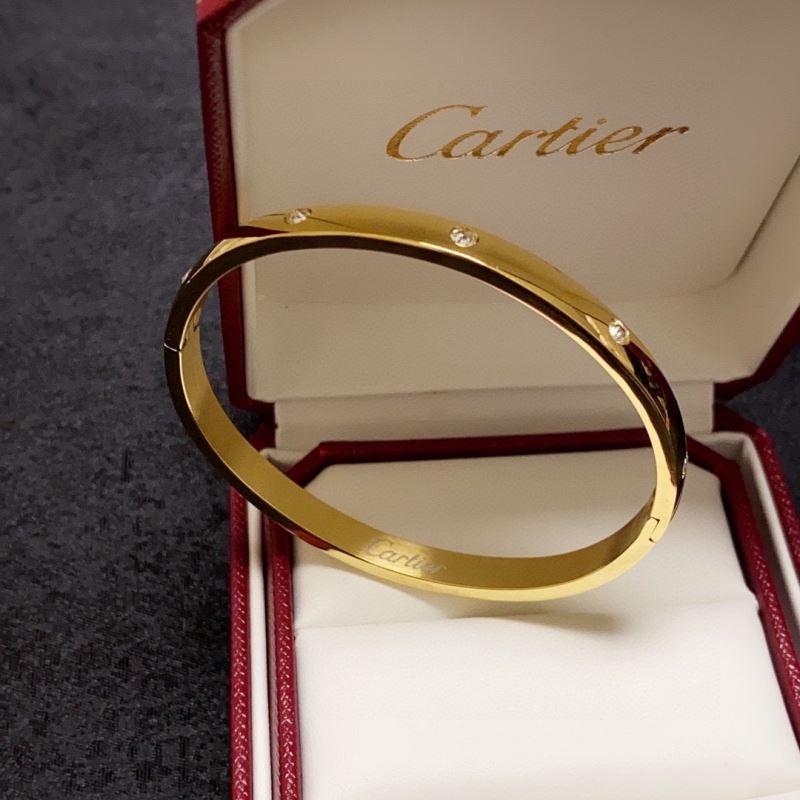 Ca*t1er bracelets
